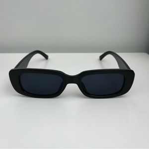 Rectangular Y2K sunglasses - brand new with case